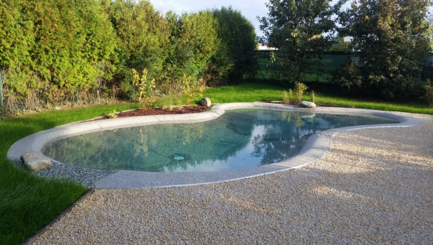 piscine da giardino in pietra naturale